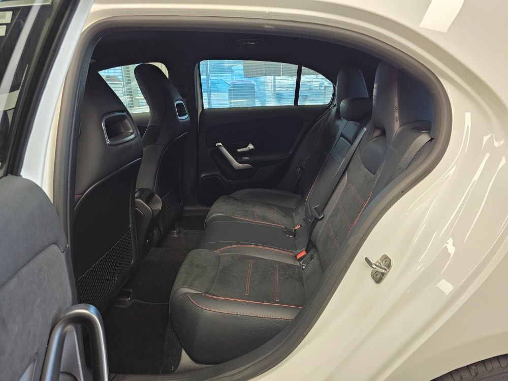 Mercedes-Benz A 180 2024