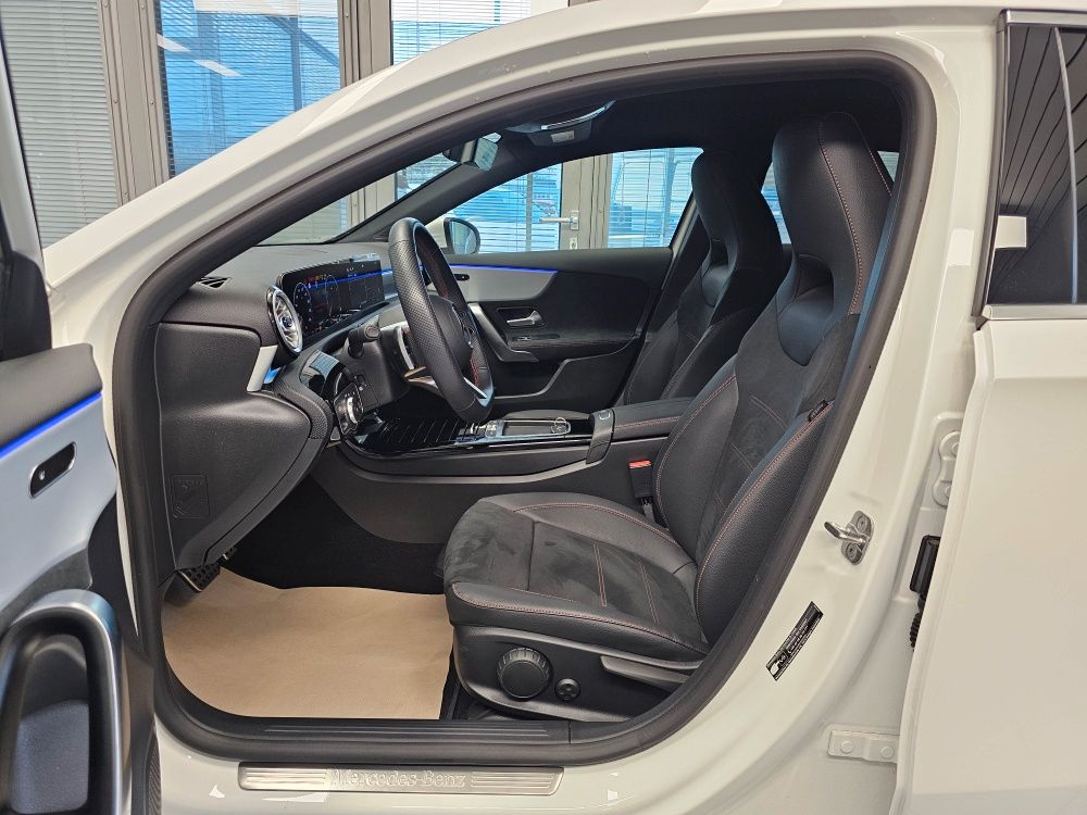 Mercedes-Benz A 180 2024