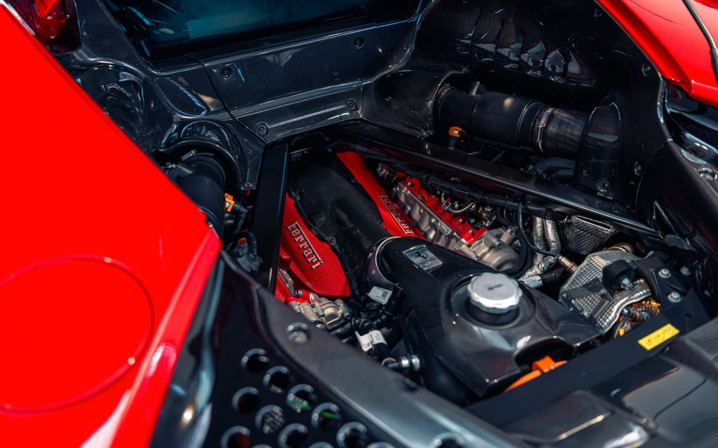 Ferrari SF90 2021