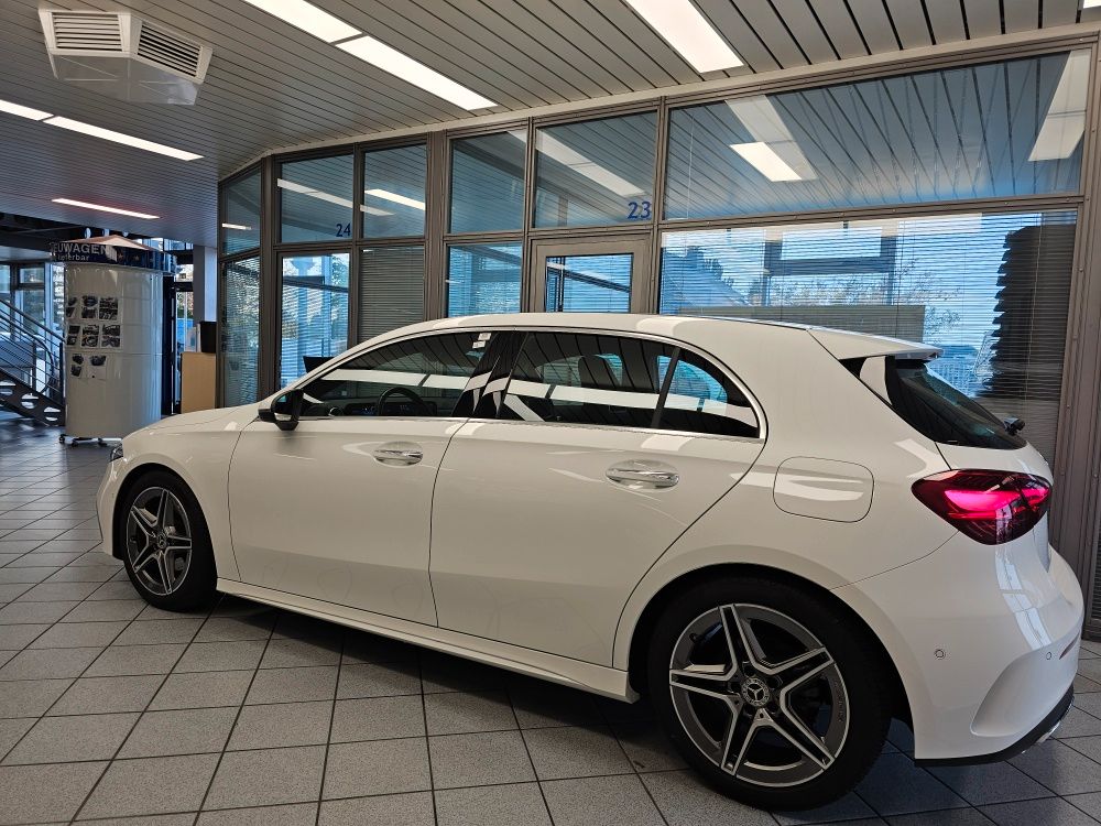 Mercedes-Benz A 180 2025
