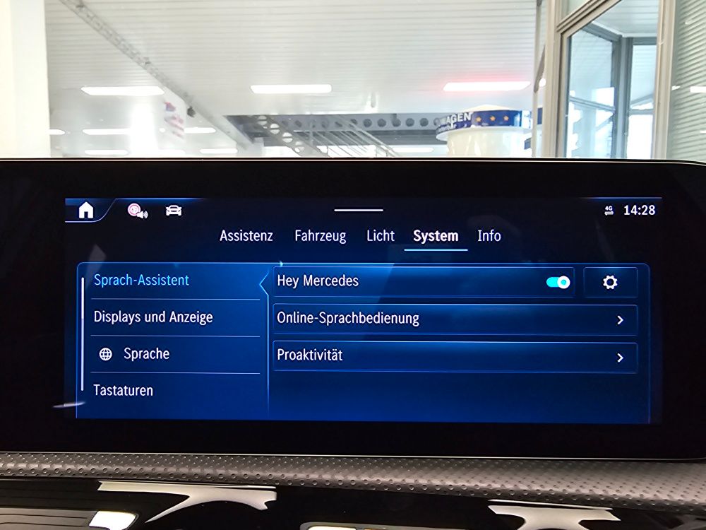 Mercedes-Benz A 180 2025