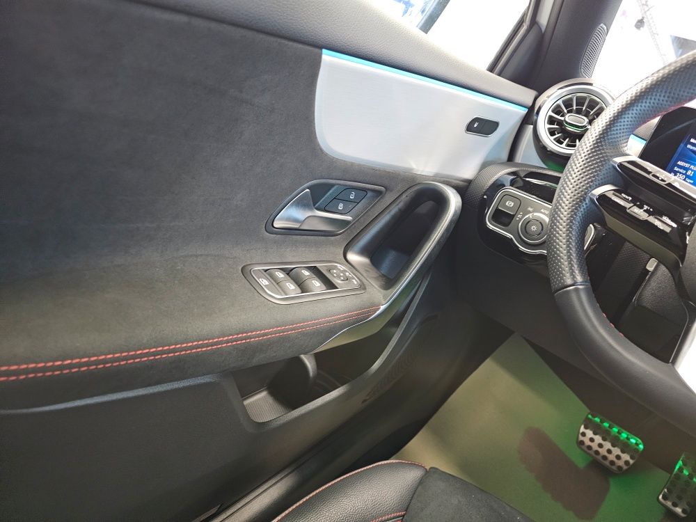 Mercedes-Benz A 180 2025