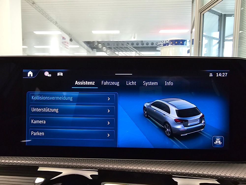 Mercedes-Benz A 180 2025