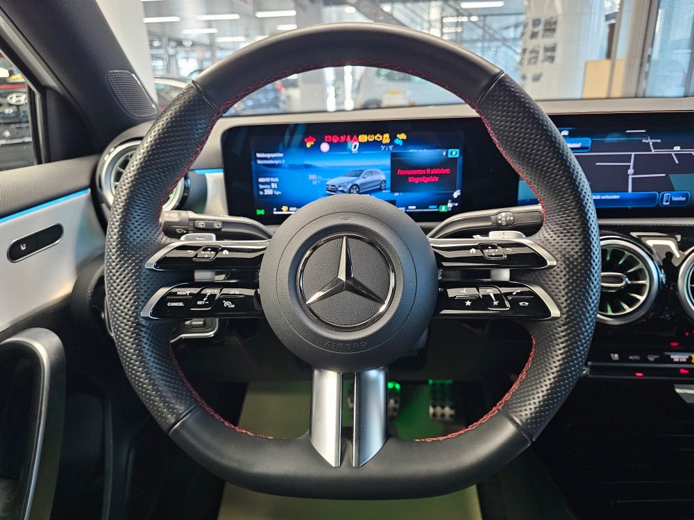 Mercedes-Benz A 180 2025