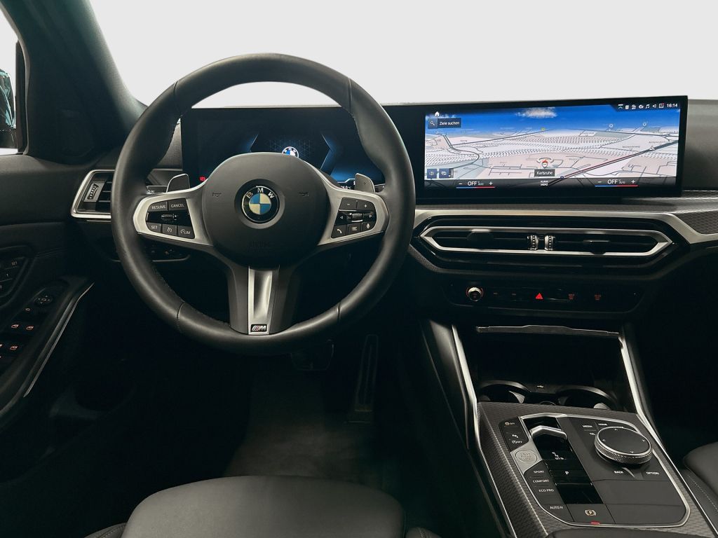 BMW 318 2024
