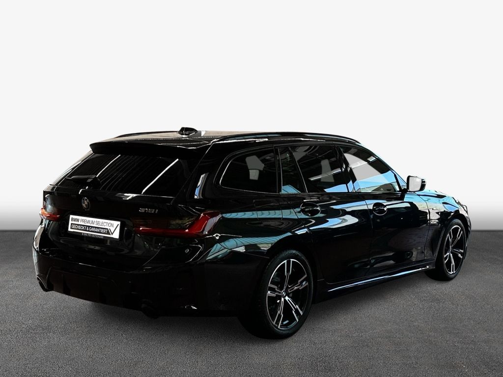 BMW 318 2024