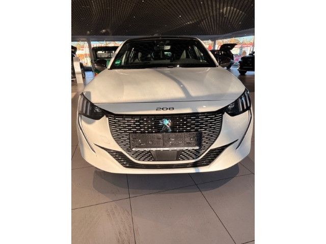 Peugeot 208 2021