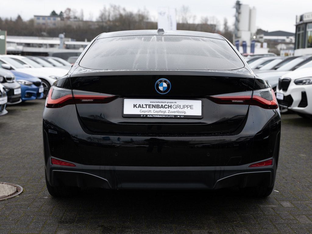 BMW i4 2023