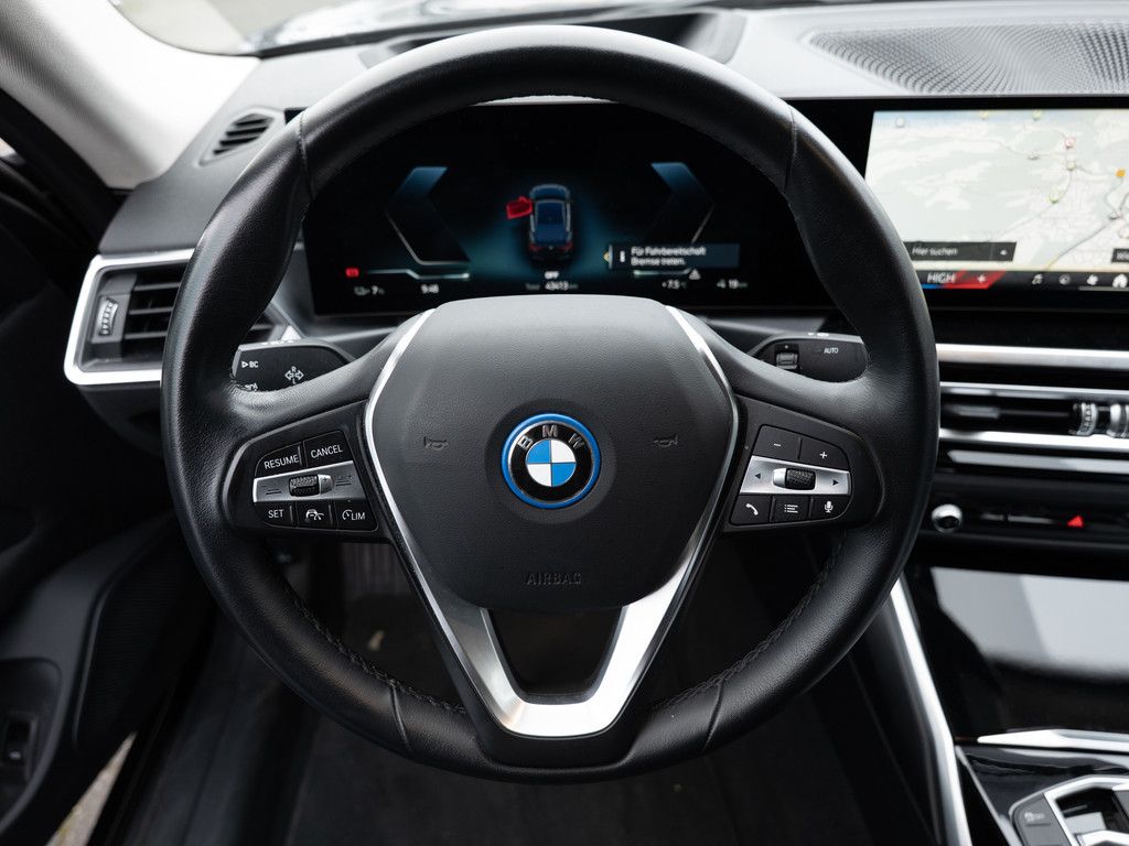 BMW i4 2023