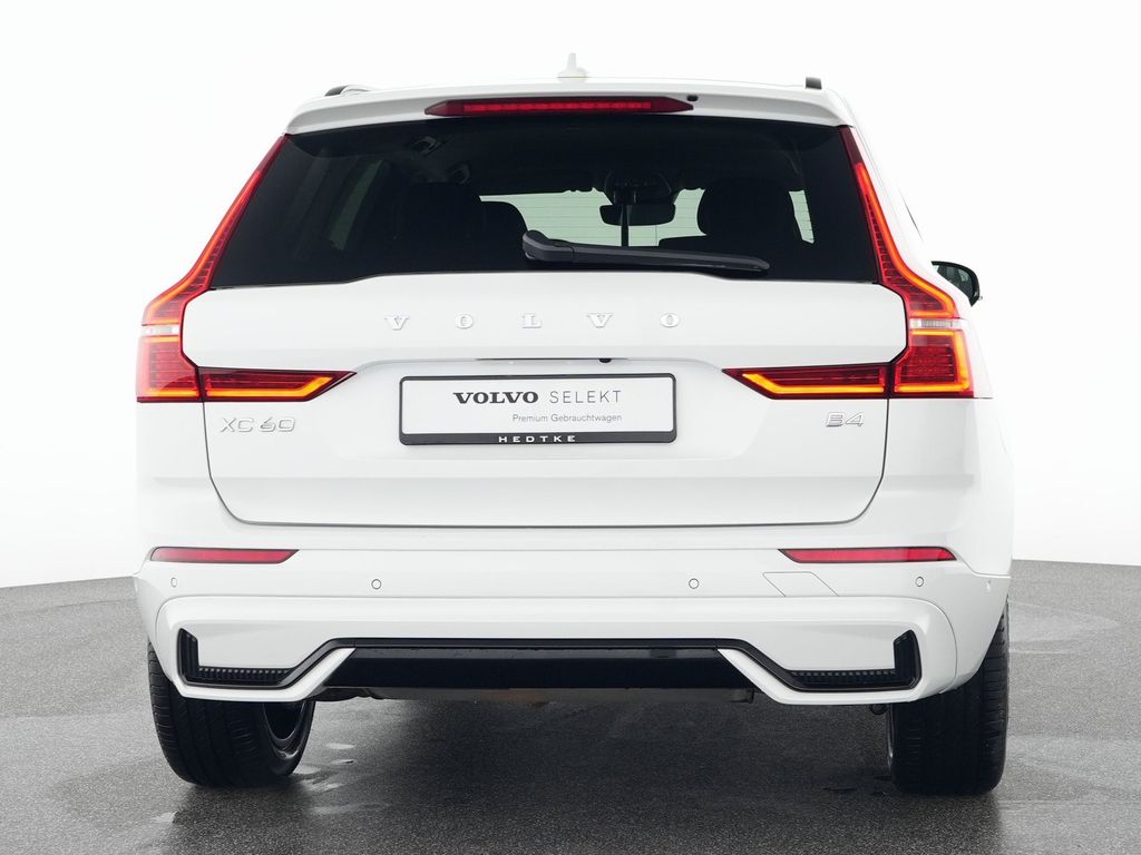Volvo XC60 2022