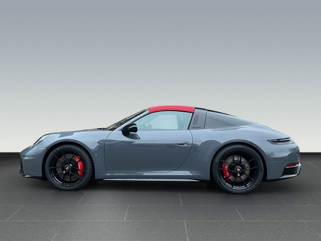 Porsche 992 2025