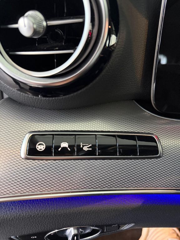 Mercedes-Benz E 300 2020