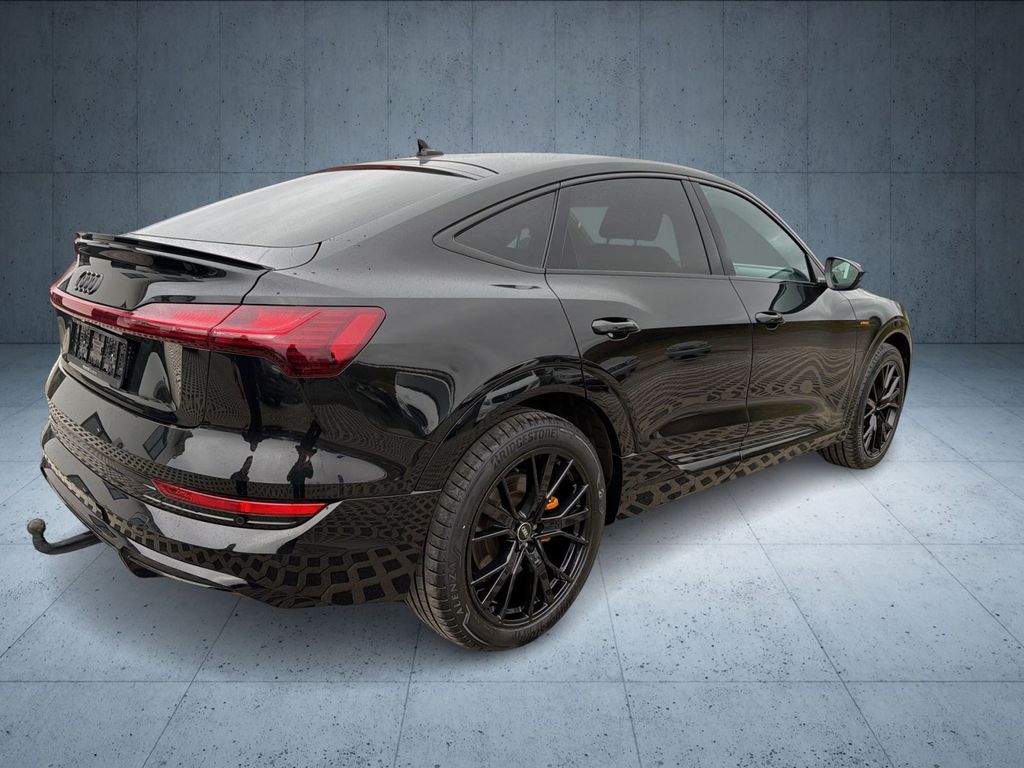 Audi e-tron 2022