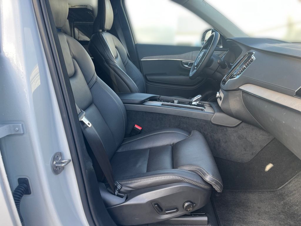 Volvo XC90 2024
