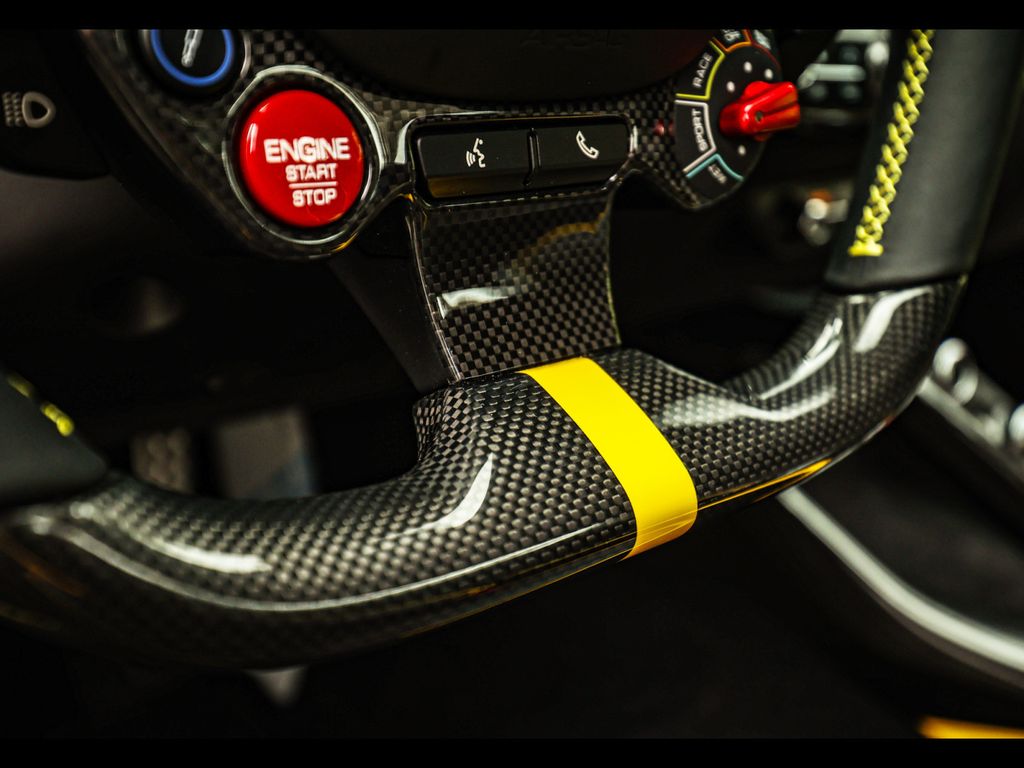 Ferrari 812 2023