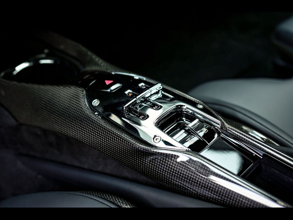 Ferrari 296 GTB 2024