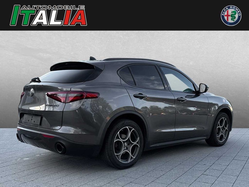 Alfa Romeo Stelvio 2019