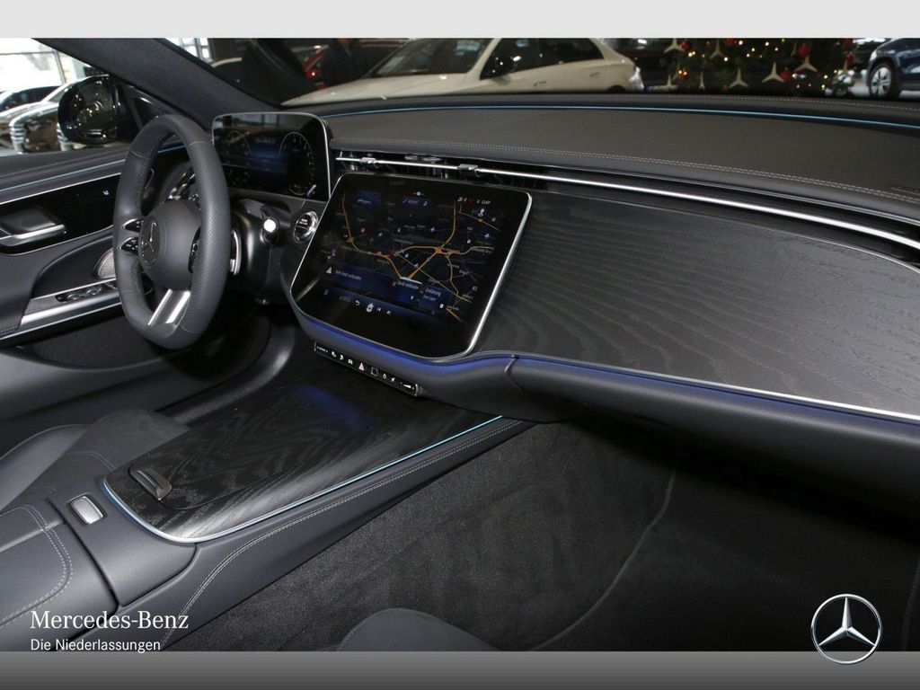 Mercedes-Benz E 300 2025