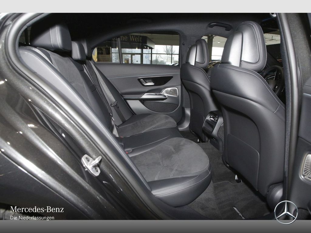 Mercedes-Benz E 300 2025