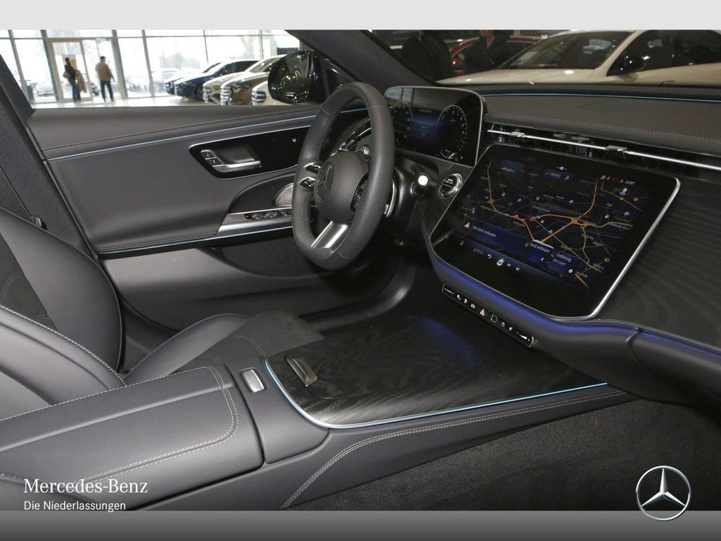 Mercedes-Benz E 300 2025