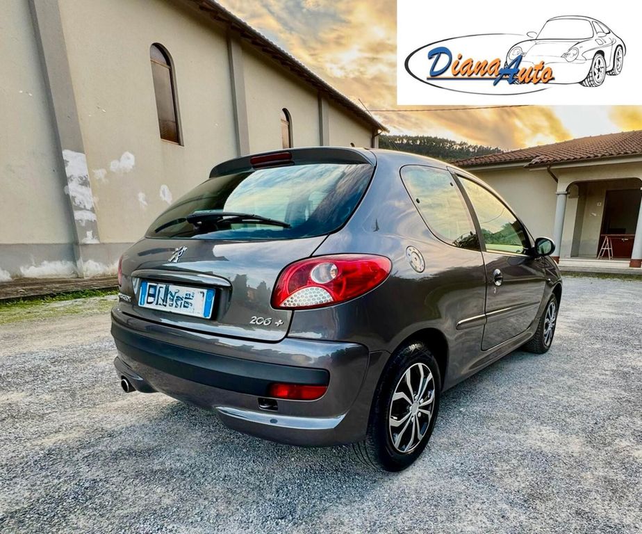 Peugeot 206 2012