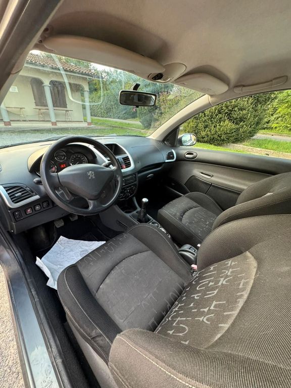 Peugeot 206 2012
