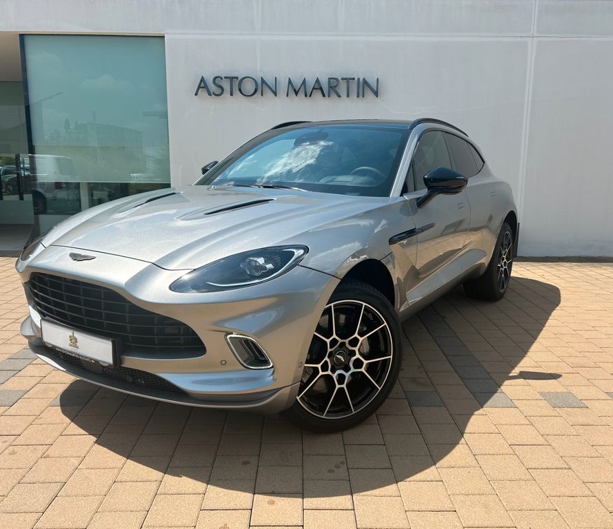 Aston Martin DBX 2025