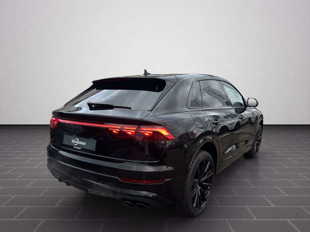 Audi SQ8 2025