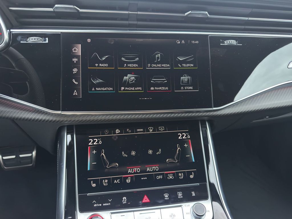 Audi SQ8 2025