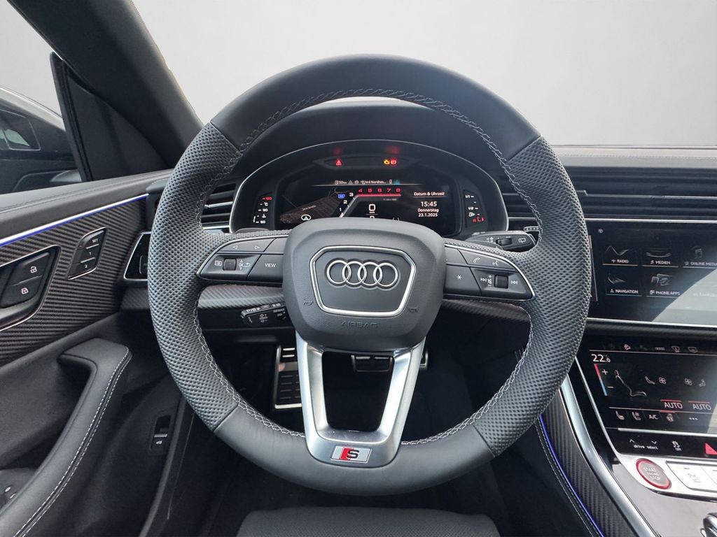 Audi SQ8 2025