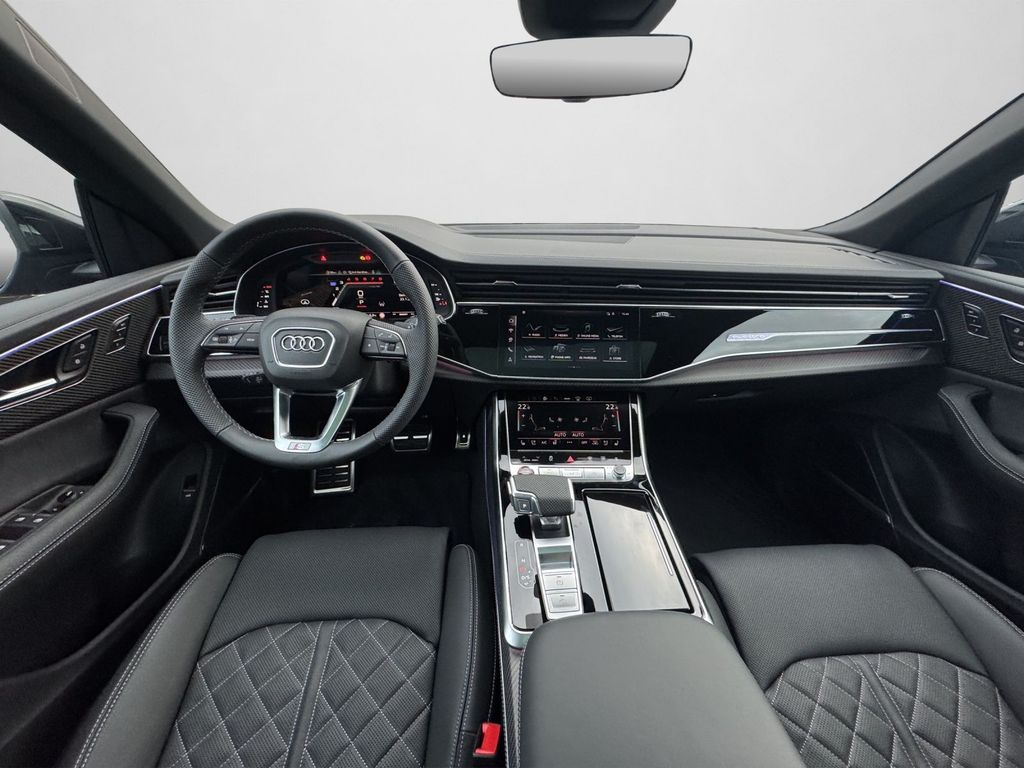 Audi SQ8 2025