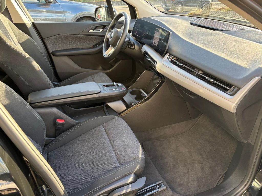 BMW 220 Active Tourer 2023