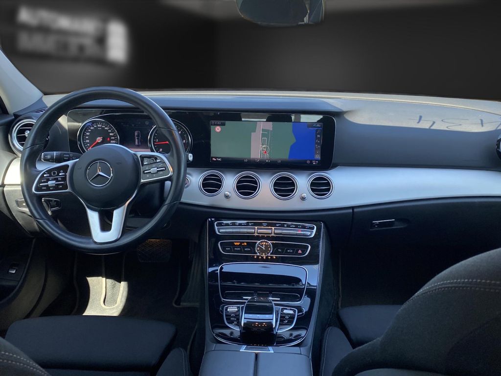 Mercedes-Benz E 300 2020