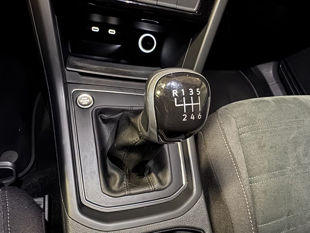 Volkswagen Touran 2023