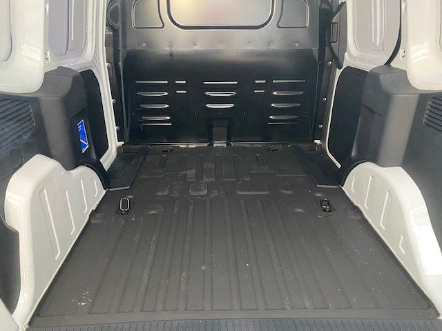 Ford Transit Courier 2025