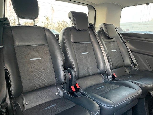 Ford Tourneo Custom 2022
