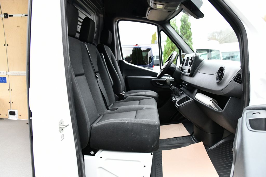 Mercedes-Benz Sprinter 2021