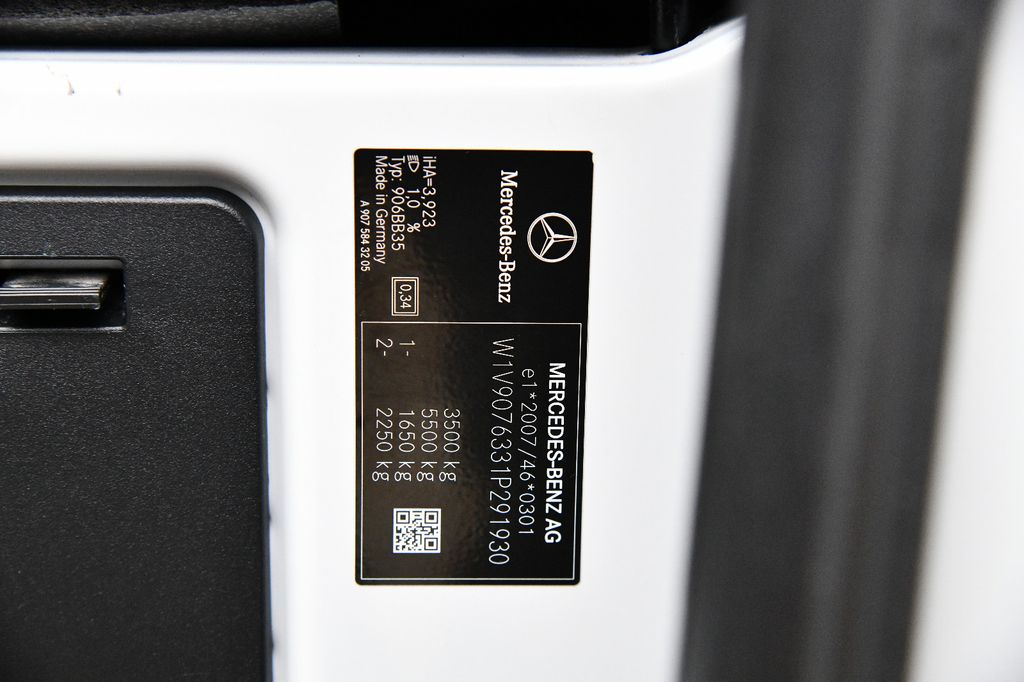 Mercedes-Benz Sprinter 2021