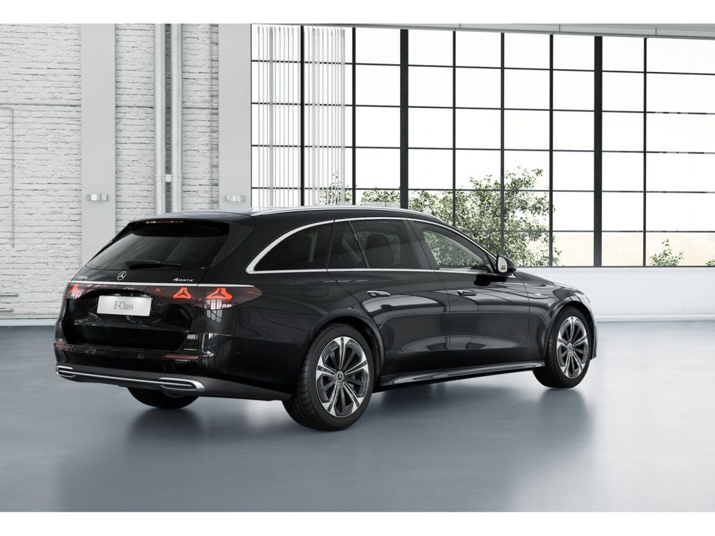 Mercedes-Benz E 300 2025