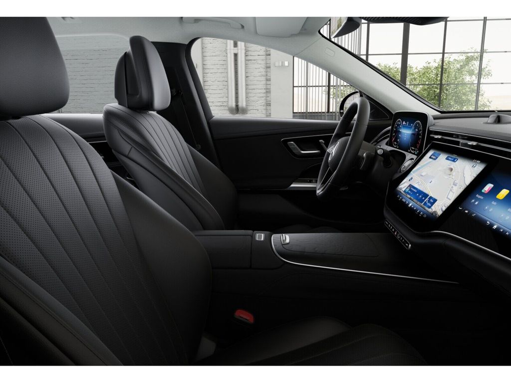 Mercedes-Benz E 300 2025