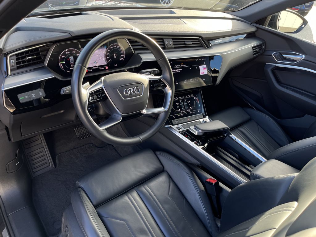 Audi e-tron 2022
