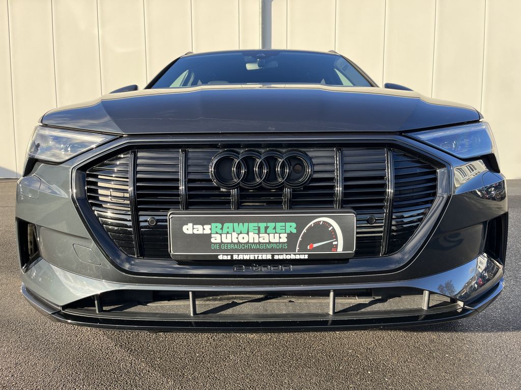 Audi e-tron 2022