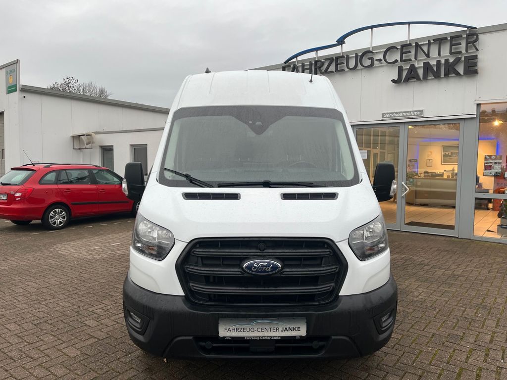 Ford Transit 2024