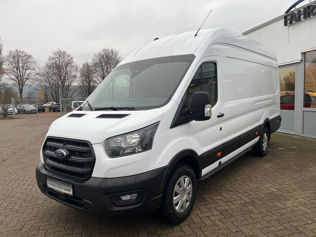 Ford Transit 2024