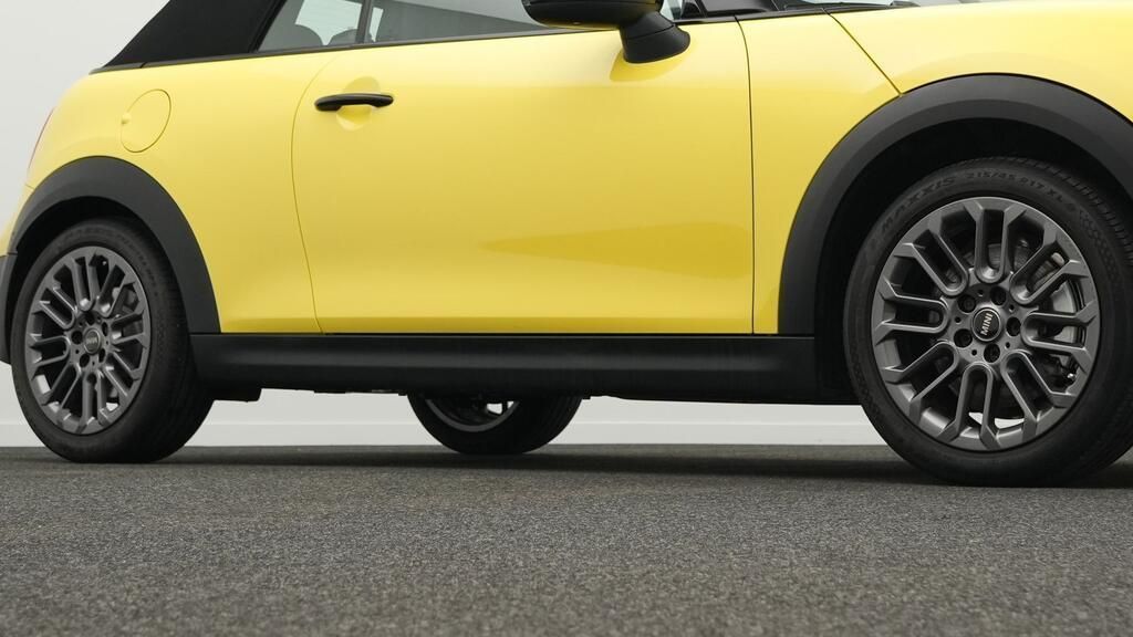 MINI Cooper Cabrio 2025