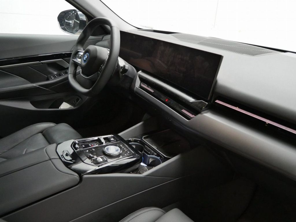 BMW 530 2024