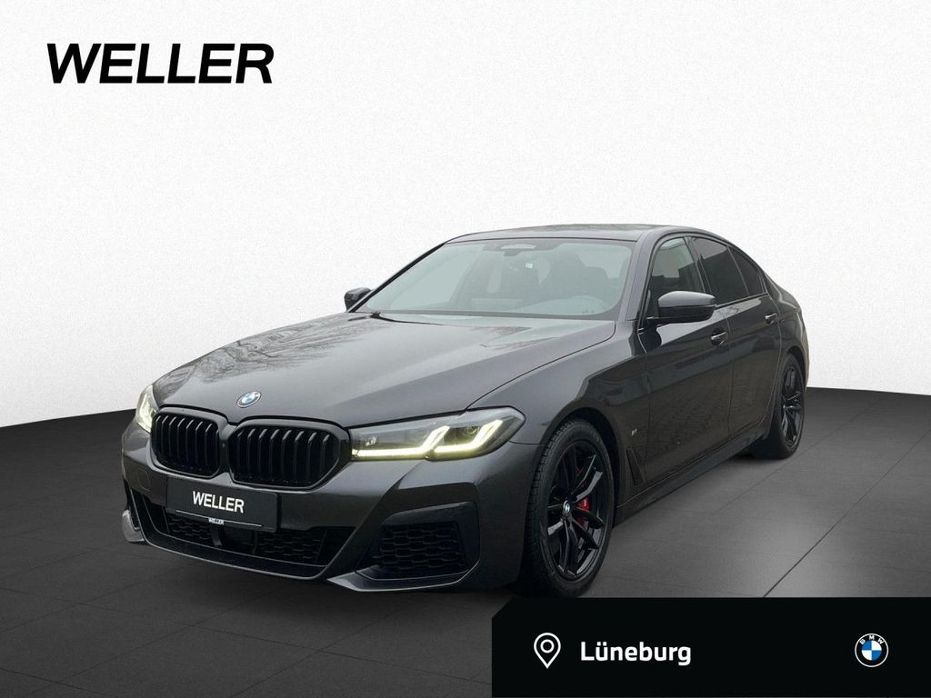 BMW M550 2022