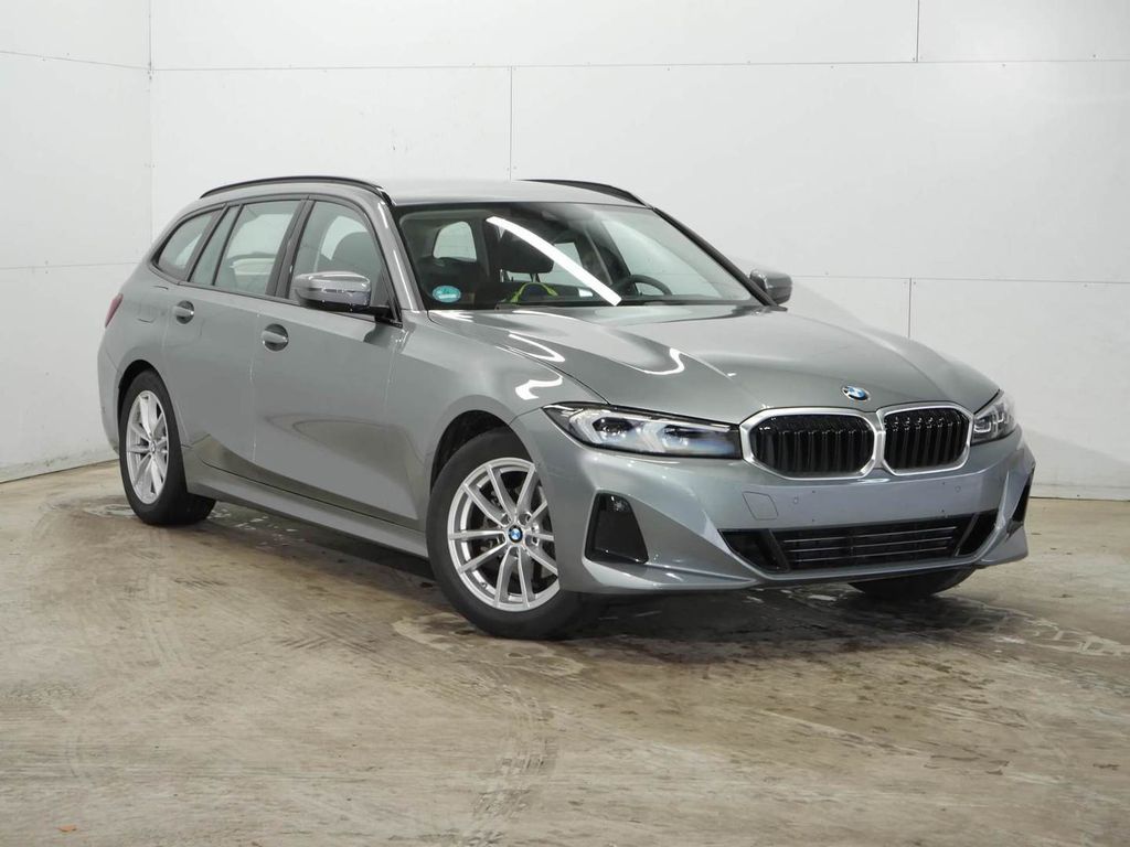 BMW 318 2024