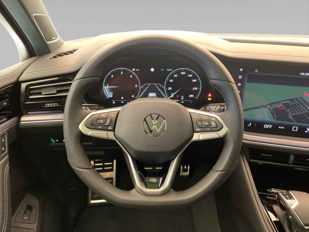 Volkswagen Touareg 2025