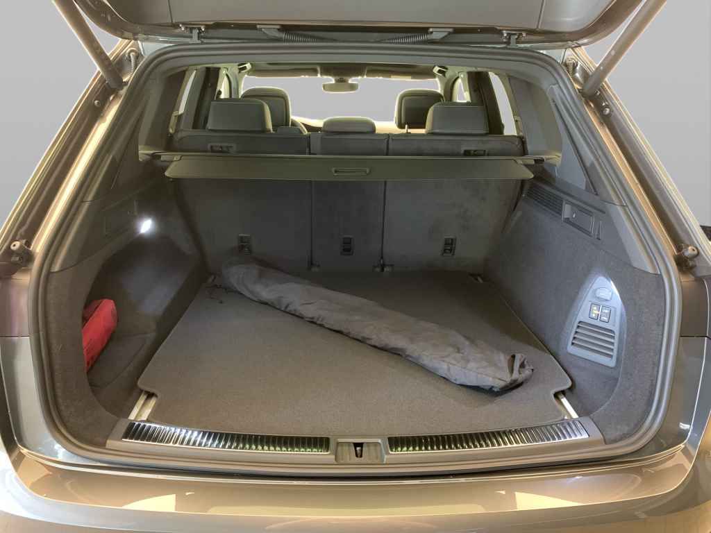 Volkswagen Touareg 2025